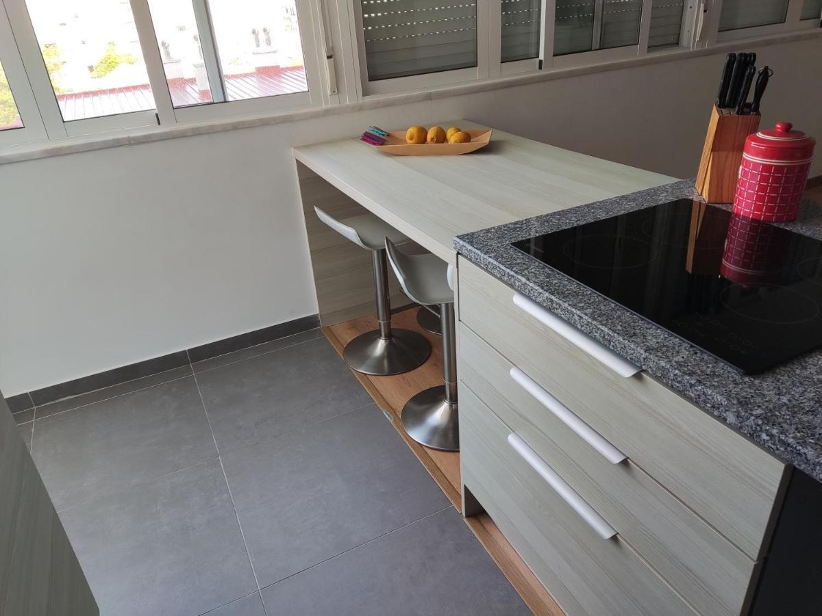 M&H Loft - Apartamento T2 Em Setúbal Exterior foto